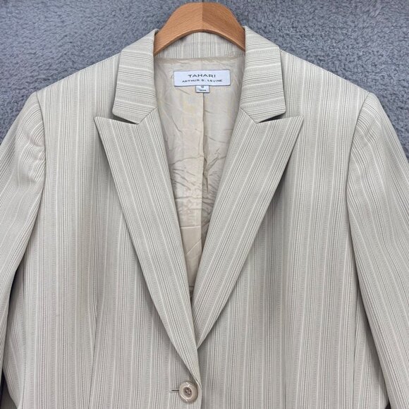 Tahari Suit Set Womens 12 Beige Pin Stripe Peak Lapel Pockets Office Career Work - Picture 3 of 16
